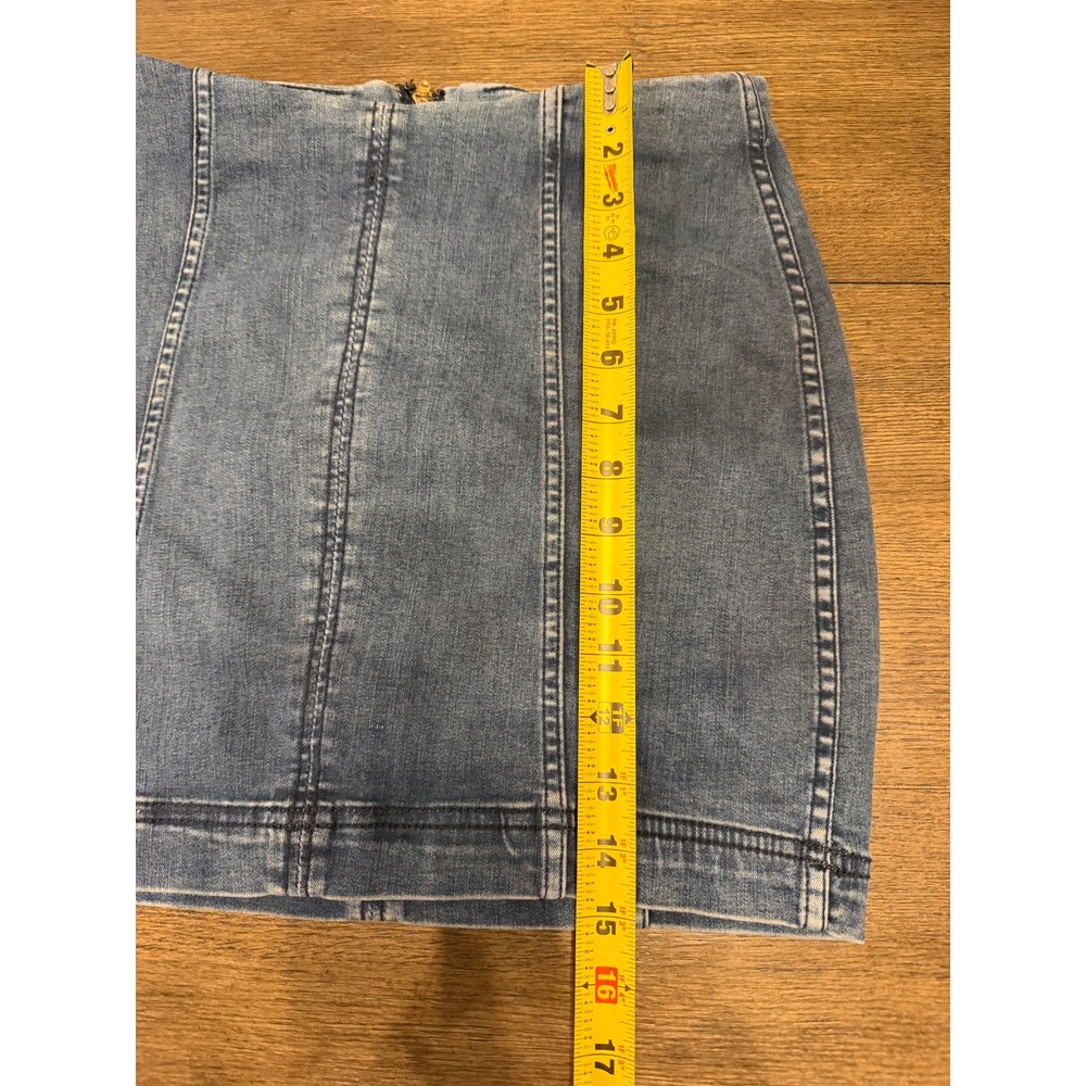 Free People Denim Mini Skirt Medium Wash High Waisted Seamed Blue Size 6 - Picture 5 of 6